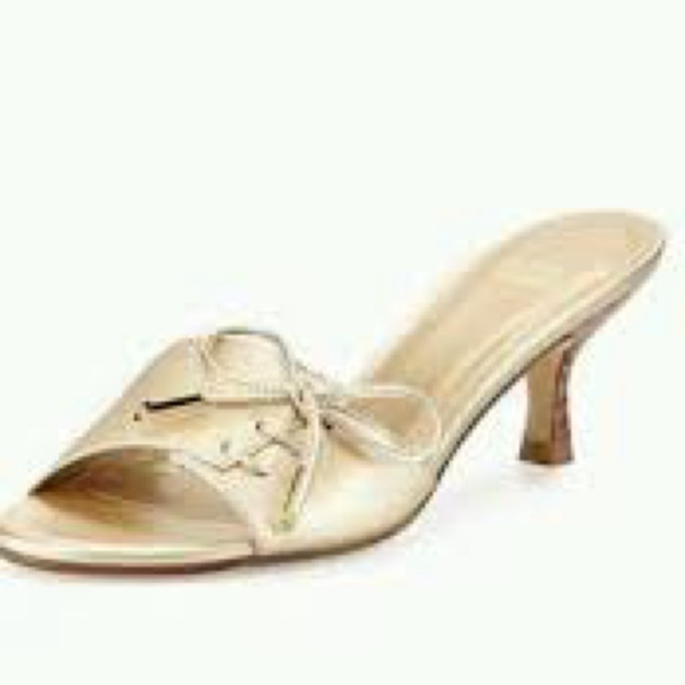 Stuart Weitzman Vintage 1.5” Heel